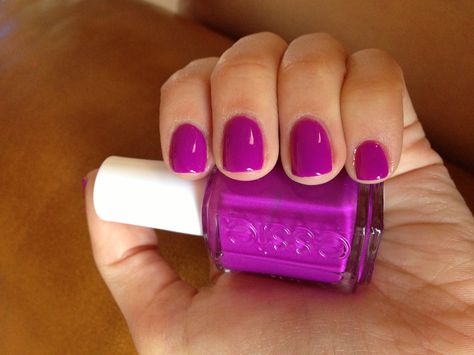 Essie's 2013 Summer Collection was hard to choose from, I will probably wear all the colors by summer's end!. First up: "DJ Play That Song," a punchy purple/magenta (Essis calls it neon plum) that's opaque after 3 coats with a high gloss top coat for finished look. Purple Magenta Nails, Fusia Purple Nails, Fuschia Nails By Skin Tone Range, Purple Fushia Nails, Majenta Color Nail Art, Pedi Colors, Magenta Nail Polish, Opi Fuschia Nail Polish, Opi Dark Pink Nail Polish