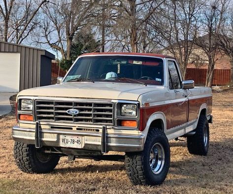 Big Ford Trucks, American Pickup Trucks, Single Cab Trucks, Ford Diesel, Vintage Pickup, Custom Pickup Trucks, Old Ford Trucks, Classic Ford Trucks, Old Pickup Trucks