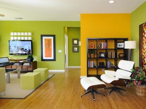 Love choosing exciting colors - and someone recommended the Color911 app in the comments !! Yellow Accent Walls, Room Color Combination, Wall Color Combination, Living Room Wall Color, Room Wall Colors, Accent Walls In Living Room, Living Room Color Schemes, Green Walls, Trendy Living Rooms