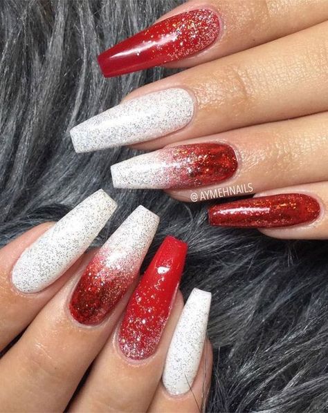 Red Winter Acrylic Nails, Red And White Nails, Red Christmas Nails, Red Acrylic Nails, Ombre Nails Glitter, Winter Nails Acrylic, Cute Christmas Nails, Christmas Nails Easy, White Acrylic Nails