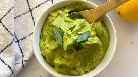 Avocado Mousse Savory, Savory Mousse, Avocado Mouse, Avocado Mousse Recipe, Food And Drink Recipes, Avocado Spread, Avocado Mousse, Pan Kitchen, Tuna Avocado