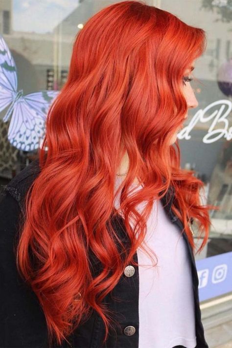 Coral Red Hair, Red Hair Color Shades, Coral Hair, Red Hair Inspo, Caramel Hair, Copper Hair Color, Hair Color Shades, Burgundy Hair, Hair Shades