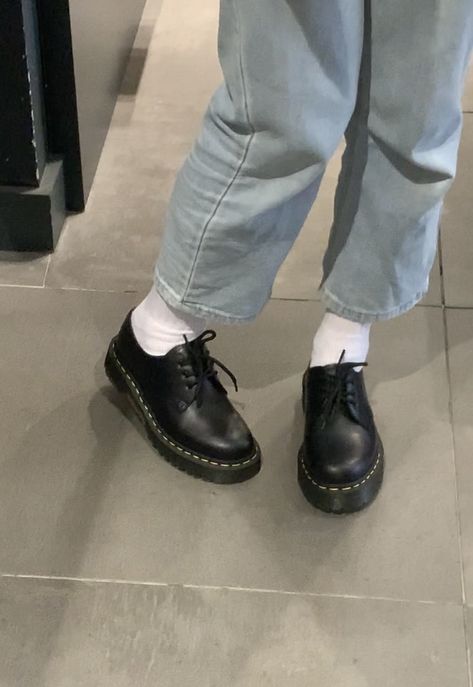 Doc Martens Bex Outfit, 1461 Bex Dr Martens, 1461 Bex Dr Martens Outfit, Oxford Shoes Outfit Men, Dr Martens Bex, Blundstone Outfit, Oxford Jeans, Doc Martens 1461, Doc Martins Boots