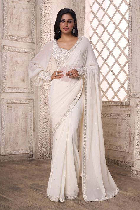 Elegant Saree For Farewell, Long Sleeve Saree, Farewell Dress, Farewell Sarees, Farewell Dresses, Off White Saree, Bishop Sleeve Blouse, Fancy Sarees Party Wear, White Saree