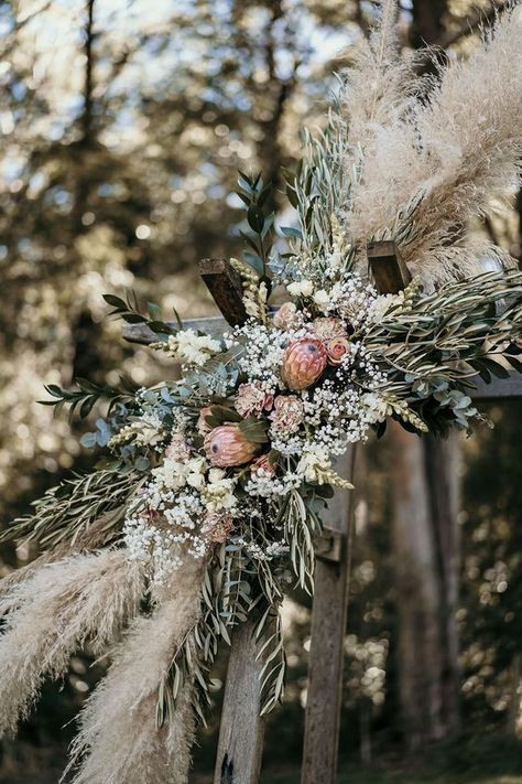 Simple Native Bouquet, Native Arbour Flowers, Wedding Arbour Greenery, Australian Native Arbour, Australian Native Flowers Wedding Arbour, Country Style Wedding Bouquets, Native Flower Wedding Bouquet, Australian Native Wedding Theme, Wedding Flowers Native