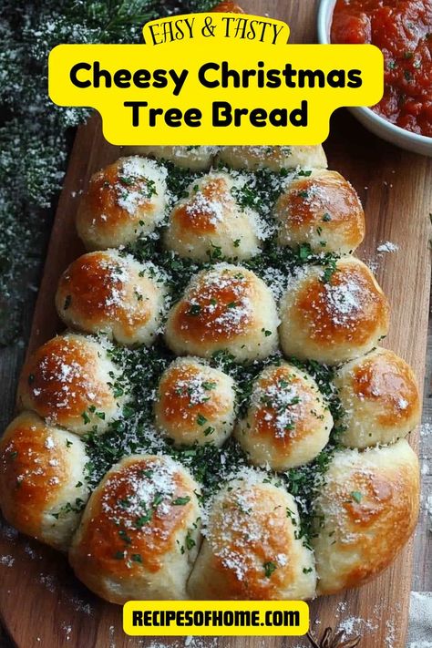 Cheesy Christmas Tree Bread, Christmas Tree Pull Apart Bread, Tree Bread, Bread Tree, Christmas Tree Bread, Cheesy Bread Recipe, Cheesy Pull Apart Bread, Christmas Tree Food, Refrigerated Pizza Dough