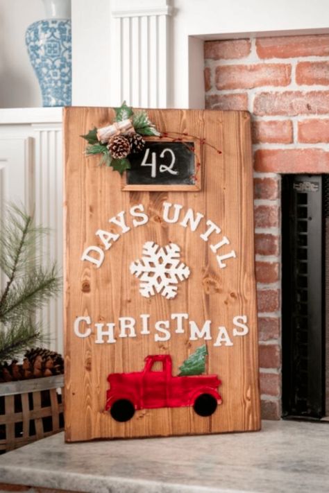 Diy Christmas Countdown, Dollar Tree Christmas Diy, Christmas Diy Crafts, The Navage Patch, Navage Patch, Christmas Countdown Diy, Christmas Signs Diy, Wood Christmas Decorations, Countdown Sign