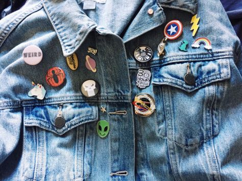 pins galore! gotta love that Jean Jacket Aesthetic™ Jean Jacket Aesthetic, Trina Vega, Jacket Aesthetic, Tori Vega, Phoebe Buffay, Young Avengers, Chandler Bing, Cat Valentine, Ms Marvel