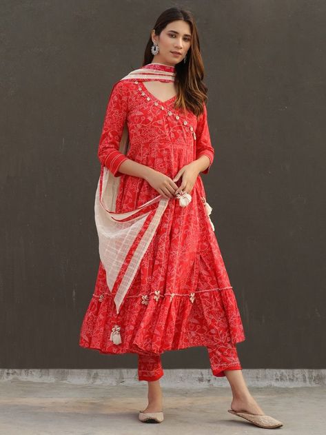 Anarkali Suits Simple, अनारकली सूट, Simple Anarkali Suits, Rabiul Awal, Mulmul Kurta, Angrakha Anarkali, Simple Suits, Red Kurti, डिजाइनर कपड़े