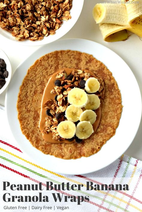 Peanut Butter Banana Granola, Gym Snacks, Peanut Butter Energy Bites, Banana Granola, Gf Breakfast, Lunch Wraps, Homemade Graham Crackers, Peanut Butter Granola, Frozen Dessert Recipe