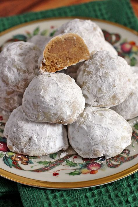 Gingerbread Snowball Cookies - Jam Hands Christmas Fruit Salad, Pecan Snowballs, Pecan Snowball Cookies, Easy Holiday Cookies, Snowball Cookie Recipe, Instant Pot Yogurt, Mexican Wedding Cookies, Easy Christmas Cookie Recipes, Jam Cookies