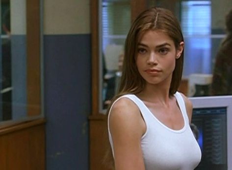 Denise Richards Denise Richards Friends, Denise Richards Young, Denis Richards, Sherilyn Fenn, Look 80s, Hula Dance, Denise Richards, Dirty Martini, Best Beauty Tips