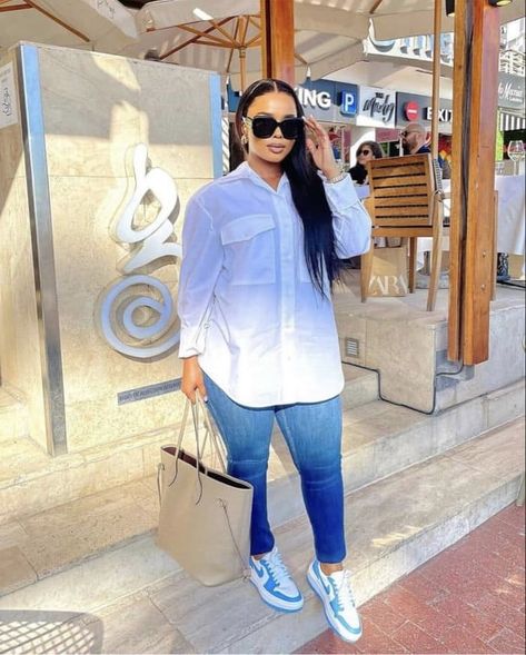 Cute Friday Outfits For Work, Makoti Outfits, 2024 Wardrobe, Curvy Casual Outfits, Denim Street Style, White Shirt Outfits, Shirt Outfits, Stylish Work Attire, Big Shirt