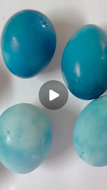 Levi Jensen on Instagram: "Naturally dyed Easter eggs 🪺 

Did you know you could get these perfectly blue eggs using red cabbage? 

⭐️How to do it:

1 head red cabbage
5 cups water
4 tbsp white vinegar

Give your red cabbage a rough chop then add it in a pot with 5 cups of water. Bring it to a boil then simmer for 30 minutes. 
Allow it to cool for a few minutes, then strain and add in 4 tbsp of white vinegar. 
Add in your hard boiled eggs and let them sit overnight. 

**The longer they sit, the darker blue they will become. When removing them from the water, allow them to dry on a paper towel before handling them. 

#easter #eastereggs #allnatural #natural #toxinfree" Naturally Dyed Easter Eggs, Blue Eggs, Easter Egg Dye, Red Cabbage, Hard Boiled Eggs, Naturally Dyed, All Natural, Easter Eggs, Easter