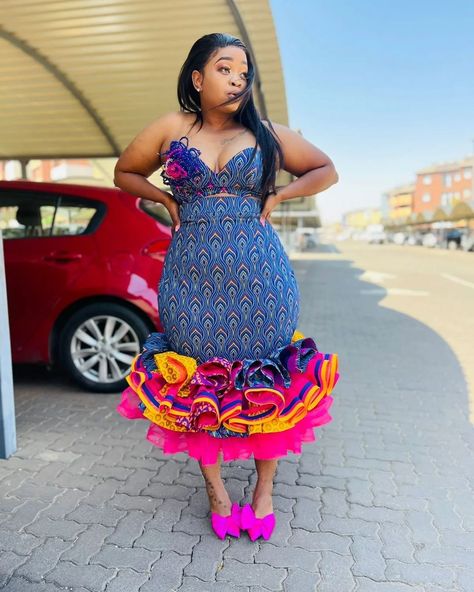 Makoti Traditional Attire, Lobola Outfits Woman Dresses South Africa, Sepedi Traditional Dresses South Africa, Isishweshwe Dresses, Sishweshwe Designs Dresses, Setswana Traditional Attire, Makoti Dresses African Women, Modern Sepedi Traditional Dresses, Pedi Traditional Dresses