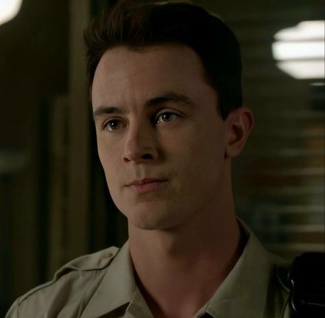 Jordan Parrish Hellhound, Parrish Teen Wolf, Taylor Hale, Hale Pack, Teen Wolf Actors, Ryan Kelley, Teen Wolf Aesthetic, Jordan Parrish, Wolf Pics