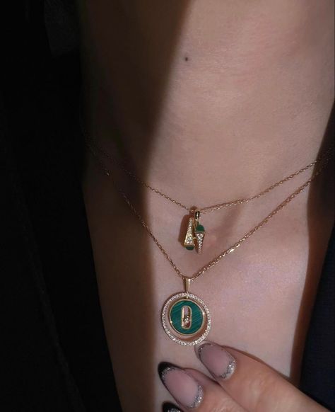 Marli Jewelry, Jewelry Logo Ideas, Minimalist Accessories Jewellery, Bvlgari Jewelry, The Bling Ring, Expensive Jewelry Luxury, Minimalist Accessories, Jewelry Logo, Dior Jewelry