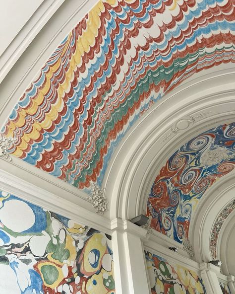 Tess Newall 🔆 | 🍥 The marbelised “Literatur” passageway in the Museumsquartier in Vienna. Free to wander through, the mural (painted by Austrian artist… | Instagram Tess Newall, Collected Interiors, Roof Ceiling, Ceiling Murals, Scenic Wallpaper, Flag Painting, Ceiling Detail, Shop Layout, Artist House