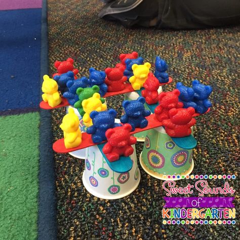 Teddy Bear Bridge STEM Challenge Bridge Stem Challenge, Bear Theme Preschool, Valentine Stem, Simple Stem Activities, National Teddy Bear Day, Stem Activities Kindergarten, Toddler Stem, Stem Activities Preschool, Kindergarten Stem