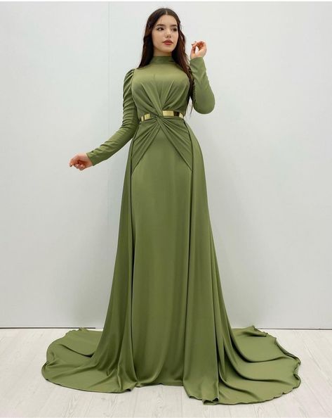 Muslim Dinner Dress, Long Dinner Gown, Dinner Gowns, Gown Ideas, Modest Bridal, Modest Dresses Fashion, Black Dresses Classy, Bridal Shower Outfit, Gowns Dresses Elegant