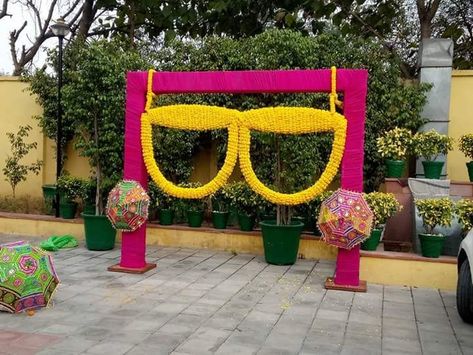 Photo From Selfie Booth - By Linkin Minds Haldi Ceremony Photo Booth, Holi Selfie Booth, Haldi Selfie Point, Indian Photo Booth, Wedding Selfie Booth, Selfie Point Decoration, Selfie Point Decoration Wedding, Selfie Point Ideas, Photo Both Ideas