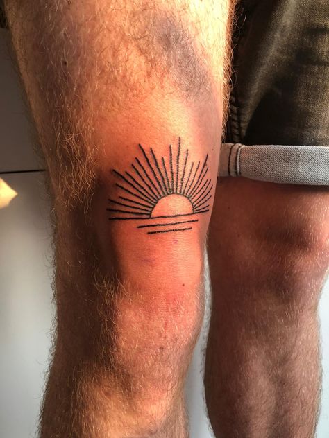 Sun Knee Tattoo Men, Men’s Above Knee Tattoo, Tattoo Inspiration Men Leg, Men Quad Tattoo, Small Thigh Tattoos Men, Simple Tattoos Men Leg, Mens Knee Tattoo, Mens Thigh Tattoo, Men Thigh Tattoo