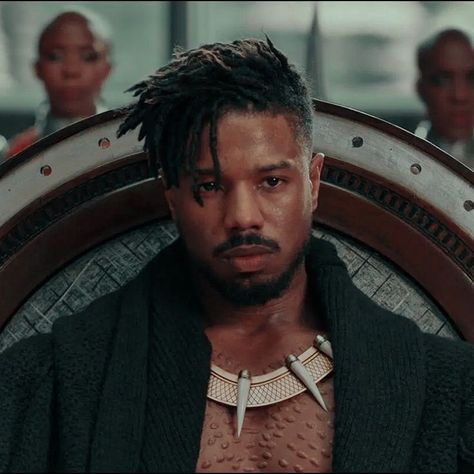 Michael B Jordan With Dreads, Micheal B Jordan Dreads, Killmonger Hair, Michael B Jordan Icon, Erik Killmonger Icon, Killmonger Icon, Men With Dreadlocks, Eric Killmonger, Kill Monger