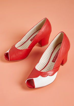 Low Heels Shoes, Pin Up Shoes, Trending Womens Shoes, Shoe Wardrobe, Vintage Bicycle, Prom Heels, Low Heel Shoes, Shop Shoes, Red Heels