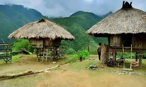 Filipino Architecture, Bahay Kubo, Hut House, Bridge City, Filipino Culture, Vernacular Architecture, House On The Rock, Baguio, Village House Design