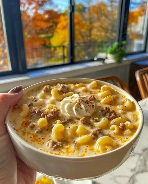 Kaylee Recipes Macaroni Soup, Cheeseburger Soup, Cozy Meals, Perfect Pasta, Soup And Sandwich, Ultimate Comfort Food, Hearty Soups, Satisfying Food, One Pot Meals