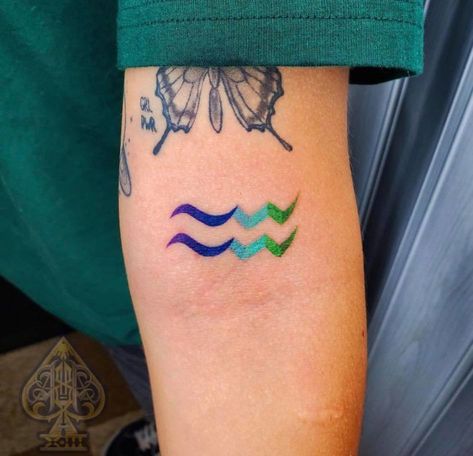 The Most Mesmerizing Aquarius Tattoos to Honor Your Zodiac Sign Aquarius Tattoos, Best Cover Up Tattoos, Tattoos Inspo, Bright Tattoos, Aquarius Tattoo, Zodiac Tattoos, Cover Up Tattoos, Purple Ombre, Tattoo Inspo