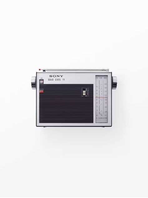 Sony Group Portal - TFM-110D Solid State 11 (FM/SW/MW 3 Band Radio) | Gallery | Sony Design Sony Design, Sony Electronics, Radio Design, Aesthetic Png, 80s Design, Retro Radio, Bright Background, Electronics Design, 80s Retro