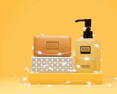 Erno Laszlo Holiday Campaign on Behance Bold Images, Holiday Skincare, Erno Laszlo, Alcohol Quotes, Wine Photography, Holiday Campaign, Holiday Beauty, Beauty Ad, Video Setting