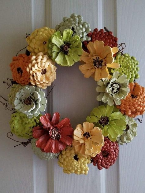 Fall Crafts With Acorns, Fall Painted Pinecones, Pinecone Flower Crafts, Things To Do With Pinecones, Painted Pinecones Flowers, Pine Cones Crafts, Wall Hanging With Paper, Pine Cone Flower Wreath, Valentines Day Craft