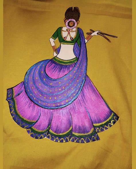 Fabric Painting On Chaniya Choli, Navratri Fabric Painting, Fabric Paint Shirt, Saree Painting Designs, Kutch Work Designs, Fabric Paint Diy, Saree Painting, Fabric Painting Techniques, Fabric Painting On Clothes