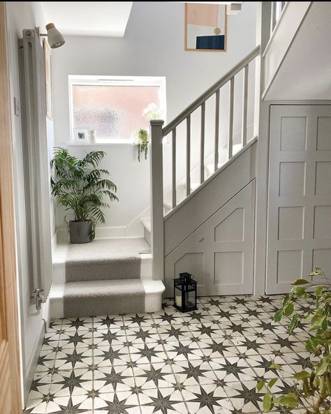 Panelled Hallway, Grey Panelling, Panelling Wallpaper, Understairs Toilet, Cottage Hallway, Hallway Tiles Floor, Hall Tiles, Grey Hallway, Hallway Colours