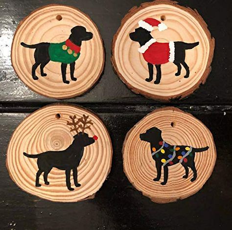 Painted Labrador, Dog Ornaments Diy, Dog Ornaments Christmas, Fun Ornaments, Painted Christmas Ornaments, Dog Christmas Ornaments, Wood Circles, Christmas Wood Crafts, Dog Christmas Gifts