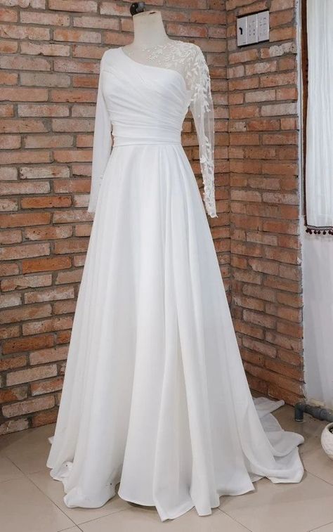 Wedding ball gown with sleeves