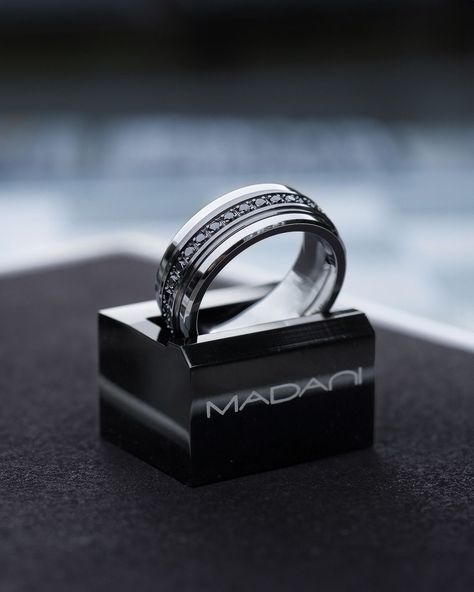 Men’s Wedding Bands✖️Fashion Rings | Dazzle on your big day with our men's wedding band featuring black diamonds on three inlays, separated by sleek facets and black… | Instagram Modern Mens Wedding Bands, Black Diamond Wedding Rings, Black Diamond Wedding Bands, Black Wedding Band, Black Diamonds, Unisex Ring, Ring Style, Black Rhodium, Black Wedding