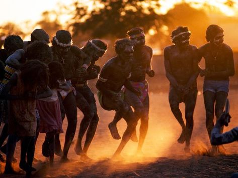 Aboriginal Photography, Aboriginal Australia, First Nations Australia, Australia Culture, Australian Culture, Indigenous Australia, Aboriginal Australian People, Aboriginal Culture Australia, Aboriginal Portrait Photography