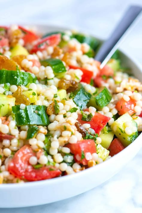 Our Favorite Lemon Herb Couscous Salad Mediterranean Cucumber, Couscous Salad Recipes, Couscous Salat, Resep Salad, Couscous Recipes, Salad Pasta, Couscous Salad, Cous Cous, Vegetarian Meals