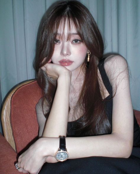 Song Jia, Elegant Makeup, Natural Eye Makeup, Vogue Korea, Inspirational Celebrities, Korean Hairstyle, Live Show, Korean Skincare, Korean Makeup