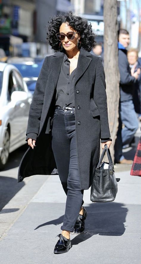 Tracee Ellis Ross Style, Tracee Ellis Ross Fashion, Ellis Ross, Fierce Fashion, Jeans Outfit Winter, Tracee Ellis Ross, Outfit Jeans, Office Attire, Casual Work Outfits