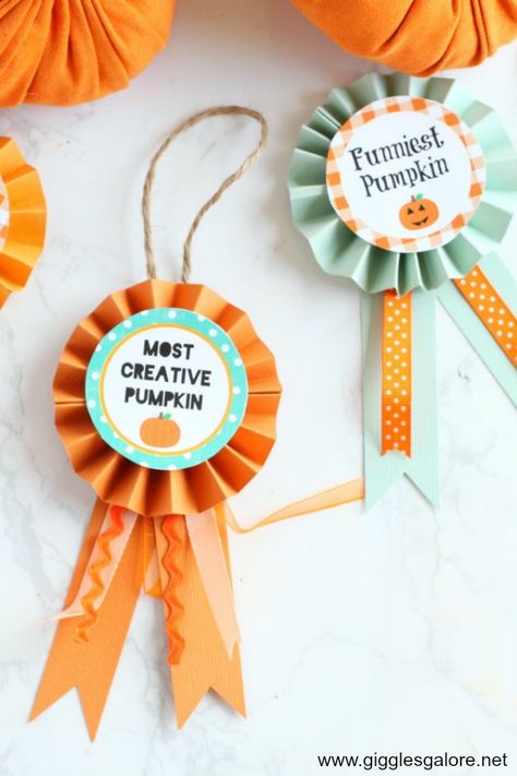 Free Printable Pumpkin Carving Party Awards Class Party Decoration Ideas, Diy Awards, Decorated Pumpkins, Pumpkin Decorating Contest, Award Ribbons, Pumpkin Carving Party, Creative Pumpkin Carving, Pumpkin Contest, What Is Halloween