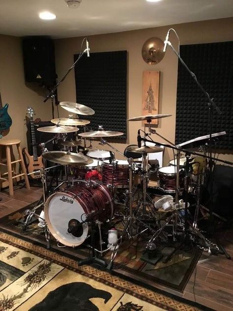 Drum Setup Ideas, Drummer Room Ideas, Home Drum Studio, Drum Studio Music Rooms, Drum Set Room, Drum Studio Ideas, Drum Room Ideas, Room Music Studio, Drum Studio