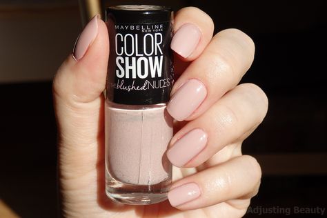 Review of Maybelline Color Show The Blushed Nudes - 447 Dusty Rose Nykaa Nail Polish, Flowers Outside, Nail Paint Shades, Fall Manicure, Nude Nail Polish, Nail Pops, Casual Nails, Classic Nails, Homemade Beauty Tips