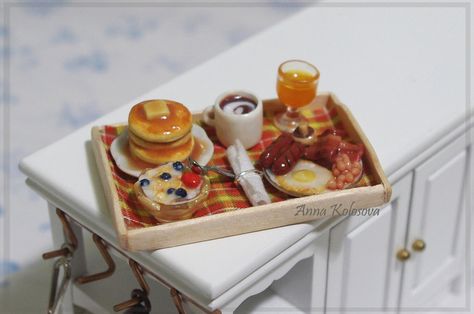 Miniature Breakfast, Tiny Polymer Clay, Mini Breakfast, Miniture Food, Pancake Breakfast, Clay Crafts For Kids, Good Morning Breakfast, Play Food Set, Miniature Bakery