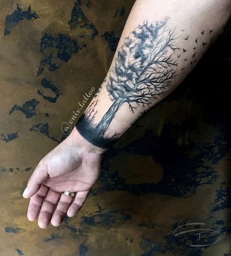 But Tattoo, Tree Of Life Tattoos, Tree Of Life Meaning, Jesus Art Drawing, Tree Of Life Jewelry, Tree Of Life Tattoo, The Mummy, Sacred Symbols, Tattoo Parlors