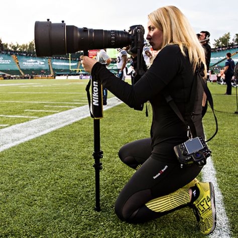 Johany Jutras has established herself as one of the top sports photographers in Canada. Presently the official photographer of the Canadian Football League, Jutras travels across the country weekly to cover the on-field action for the CFL's top games.   www.johanyjutras.com Football Photographer Aesthetic, Sports Photography Aesthetic, Female Photographer Aesthetic, Sports Photographer Aesthetic, Sport Management Career, Sports Videography, Lady Photographer, Women Photographer, Sports Journalism