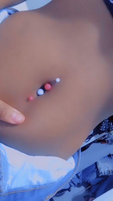 2 Belly Button Piercings, Bottom Belly Button Piercing, Double Navel Piercing, Cute Tongue Piercing, Double Belly Piercing, Cross Tattoo Neck, Belly Button Piercing Cute, Snake Eyes Piercing, Pretty Piercings